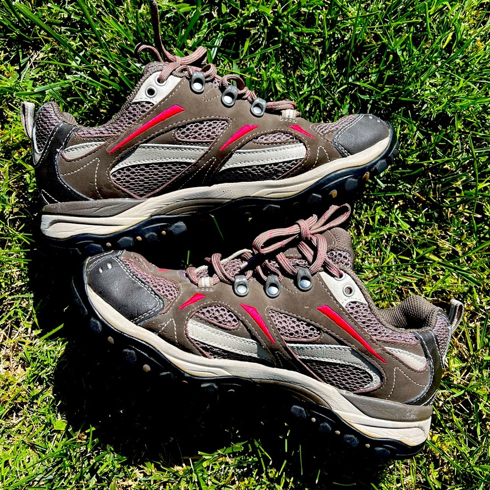 The North Face Womens Gore-Tex Vibram Outdoor Hiking Shoes